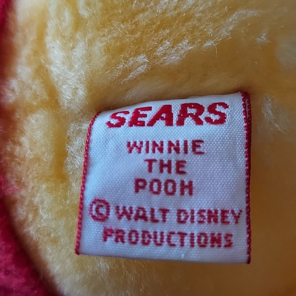 Retired Winnie the Pooh - Picture 7 of 8